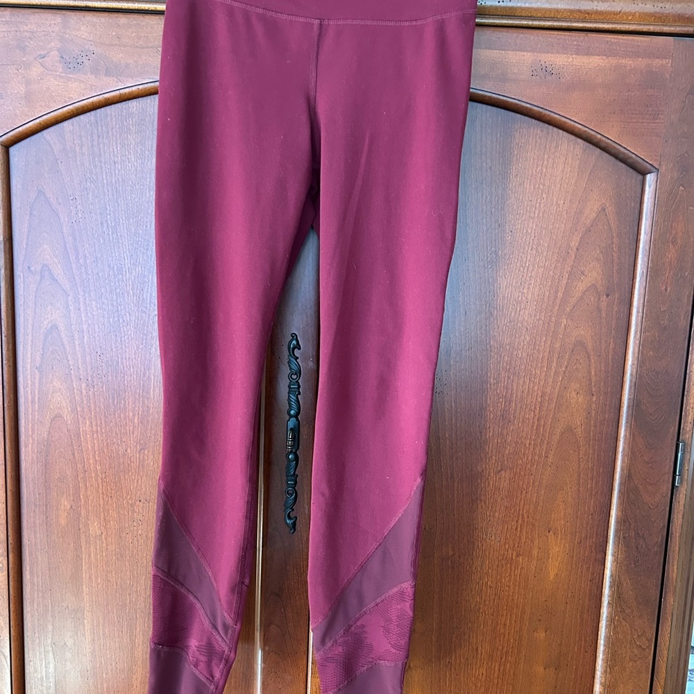 Old Navy Maroon leggings - medium tall